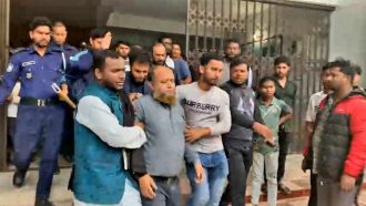 বিয়ানীবাজারে ম্যুরাল ও ফলক ভাঙচুর, পৌর কর্মচারি পুলিশের হেফাজতে