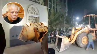 মধ্যরাতে বুলডোজার দিয়ে গুঁড়িয়ে দেওয়া হলো আমুর বাড়ি