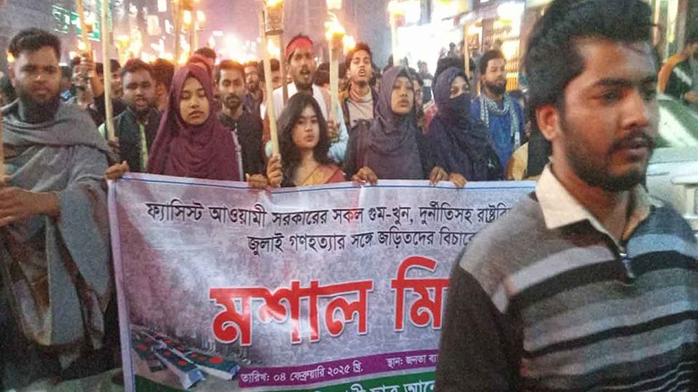 ‘১৭ বছরে সবচেয়ে বেশি কষ্ট করেছে জিয়া পরিবার’