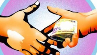 ছাত্রলীগ নেতার নেতৃত্বে প্রবাসীর বাসা দখলের পায়তারা, অর্ধকোটি টাকা চাঁদা দাবি