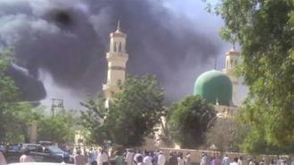 মসজিদে নামাজের সময় হামলা, প্রাণ গেলো ৪৪ জনের