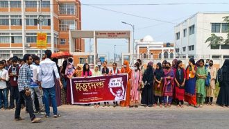 ধর্ষকের সর্বোচ্চ শাস্তির দাবিতে সুবিপ্রবি শিক্ষার্থীদের বিক্ষোভ