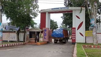 ৯ দিন বাংলাবান্ধায় আমদানি-রপ্তানি বন্ধ