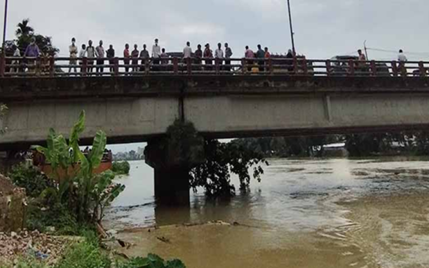 সিলেটের মনু নদীতে ভেসে উঠলো মায়ানমারের নারীর লাশ