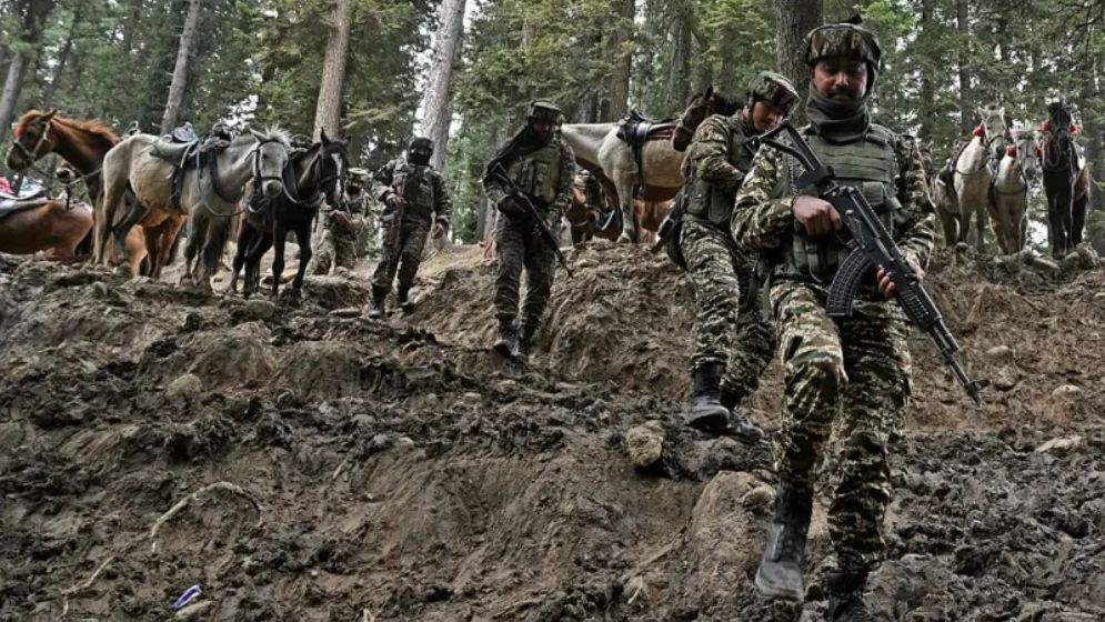 পাকিস্তানের বিরুদ্ধে ভারতের সামরিক পদক্ষেপের আশঙ্কা বাড়ছে!