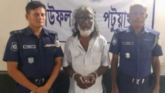 ৯ বছরের শিশুকে ধর্ষণের অভিযোগে বৃদ্ধ গ্রেফতার