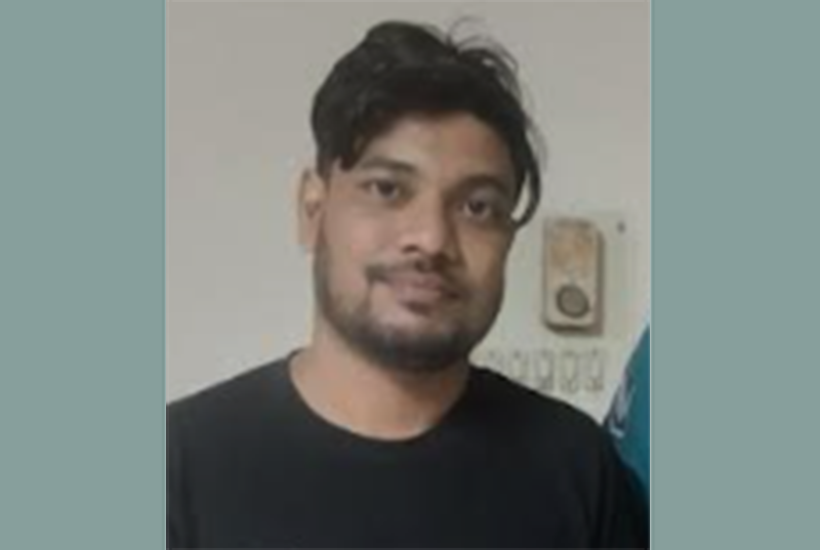 বন্দরবাজারে হোটেল থেকে যুবক গ্রেফতার