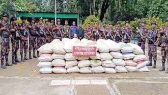 তাহিরপুর সীমান্তে ৪৫ লাখ টাকার ভারতীয় ফুসকা ও জিরা জব্দ