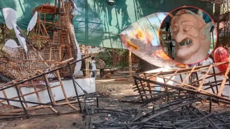 চারুকলায় আগুনে পুড়লো ‘ফ্যাসিবাদের মুখাকৃতি’ ও ‘শান্তির পায়রা’ মোটিফ