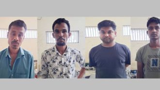 বড়লেখায় ছাত্রলীগ নেতাকে ছিনিয়ে নেওয়ায় মামলা: গ্রেপ্তার আতঙ্কে ঘরছাড়া মানুষ