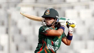 টসে হেরে ব্যাটিংয়ে বাংলাদেশ