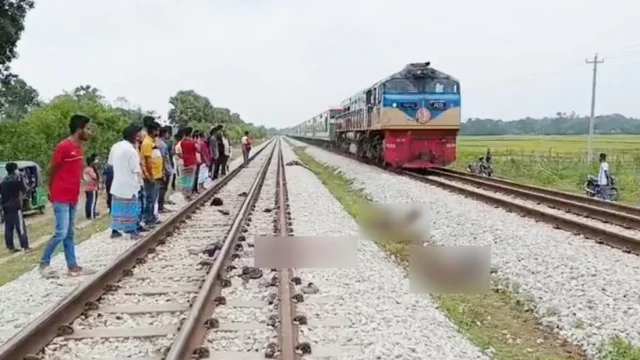 কুমিল্লায় ট্রেনে কাটা পড়ে ৩ যুবক নিহত