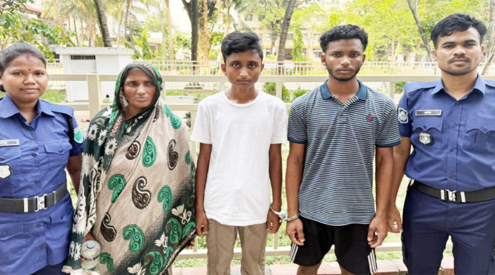 সিলেটের কুলসুমা ব্রাহ্মণবাড়িয়ার বস্তিতে, তবু হলোনা শেষ রক্ষা