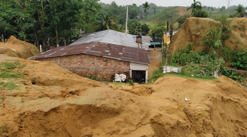 আসছে বর্ষা, সিলেটের বিয়ানীবাজারসহ ভূমিধসের আশঙ্কা