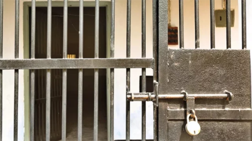 সারা দেশে বিশেষ অভিযানে ১৬৬৯ জন গ্রেফতার