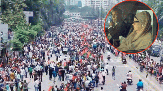 নেতাকর্মীদের ভালোবাসায় সিক্ত খালেদা জিয়া