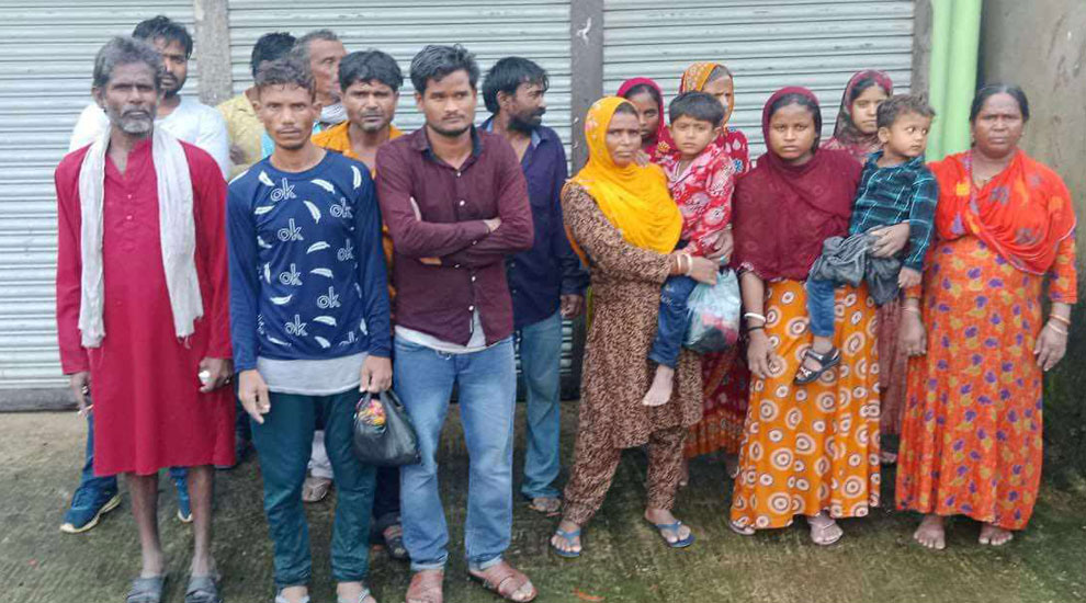 সিলেটের কানাইঘাট সীমান্তে নারী-শিশুসহ ১৬ জনকে আটক