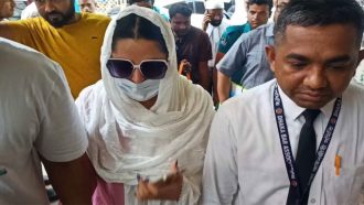 চিত্রনায়িকা পরীমনি আদালতে