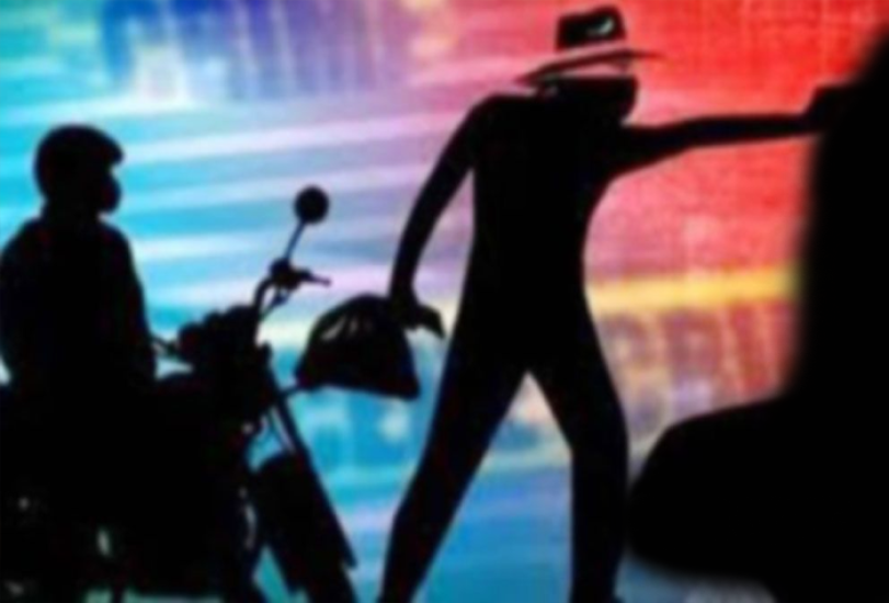 সিলেটে ব্যবসায়ীর ৮ লাখ টাকা ছিনতাই : বন্ধুসহ গ্রেফতার ২