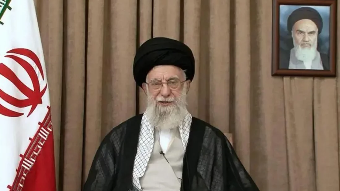 উচ্চপর্যায়ে অসন্তোষের গুঞ্জন, ভিন্ন এক ইরান দেখবেন খামেনি