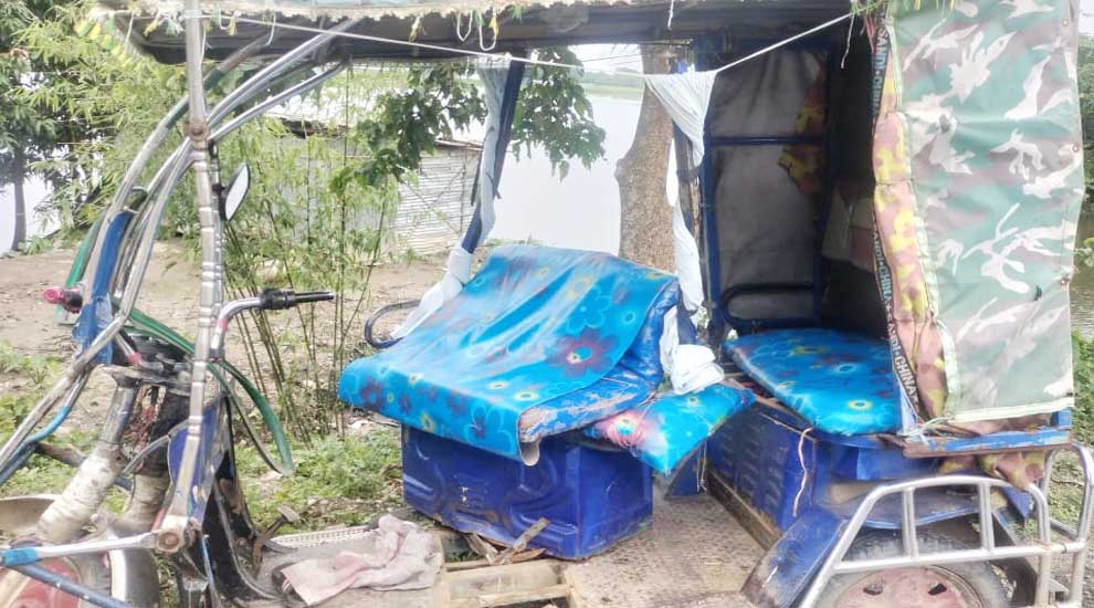 শান্তিগঞ্জে সড়ক দুর্ঘটনায় আহত ৬