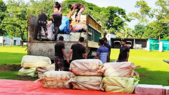 হরিপুরে সেনা-বিজিবির অভিযান, মিলেছে সাড়ে তিন কোটি টাকার পণ্য