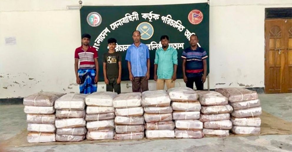 জৈন্তাপুরে সেনা অভিযানে ৪ হাজার কেজি ভারতীয় মাংস জব্দ, আটক ৫