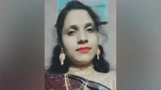 প্রবাসী স্বামীকে তালাক দিয়ে টাকা-স্বর্ণালংকার নিয়ে উধাও স্ত্রী