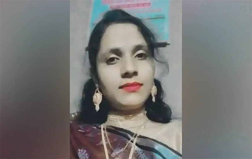 প্রবাসী স্বামীকে তালাক দিয়ে টাকা-স্বর্ণালংকার নিয়ে উধাও স্ত্রী