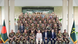 ‘সৎ ও রাজনৈতিক মতাদর্শের ঊর্ধ্বে থাকা অফিসাররা পদোন্নতির দাবিদার’