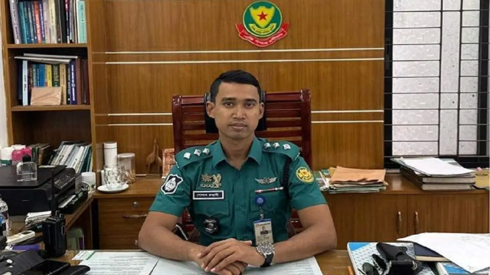 গোলাম রুহানীসহ পুলিশের ৪ কর্মকর্তা বরখাস্ত