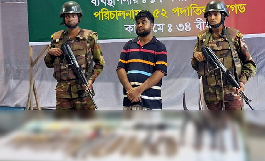 সিলেটে সেনার জালে মাদক সম্রাট ‘পলিথিন তবারক’