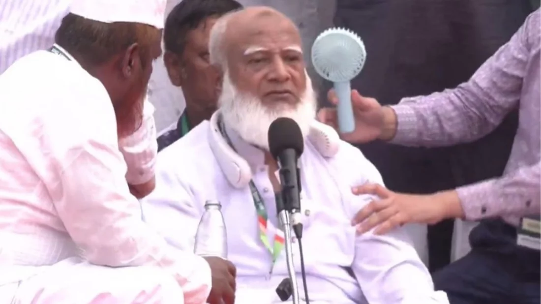 বক্তব্যের সময় মঞ্চে ঢলে পড়লেন জামায়াত আমির