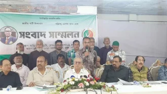 ‘চেয়ারম্যানের সিদ্ধান্ত বেআইনি, আমরা এখনো স্বপদে বহাল আছি’