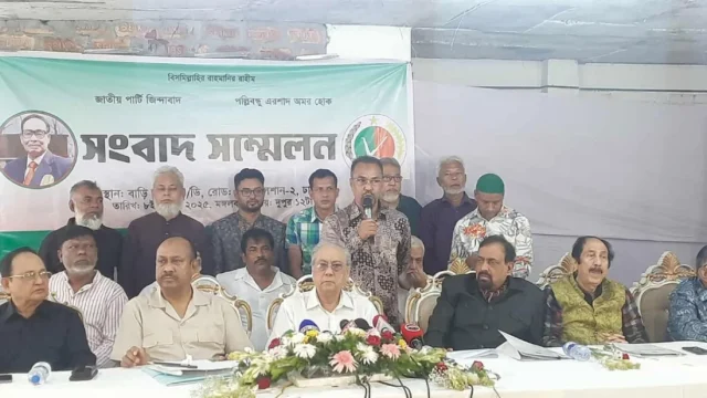 ‘চেয়ারম্যানের সিদ্ধান্ত বেআইনি, আমরা এখনো স্বপদে বহাল আছি’