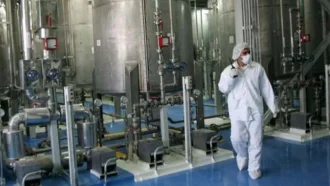 জার্মানি-ফ্রান্স ও যুক্তরাজ্যের সঙ্গে আলোচনায় বসতে সম্মত ইরান