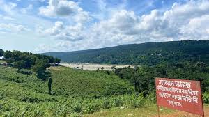 ৩ ঘন্টায় সিলেট সীমান্ত দিয়ে ৫৩ জনকে পুশ-ইন