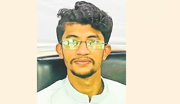 গুলশানে চাঁদা নিতে ধরা পড়া সেই রাজ্জাকের বাসা থেকে সোয়া ২ কোটি টাকার চেক উদ্ধার: ডিএমপি