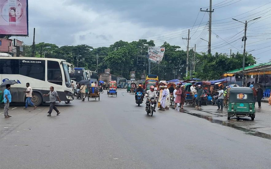 সিলেটে পরিবহন ধর্মঘটে যানশূণ্য সড়ক, ভোগান্তিতে মানুষ