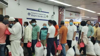 ৩৯ বাংলাদেশিকে ফেরত পাঠাল যুক্তরাষ্ট্র