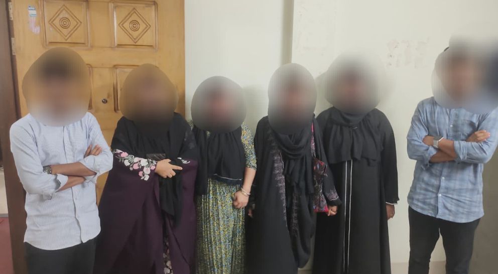 মিরাবাজারে আরো ৬ তরুণ-তরুণী আটক