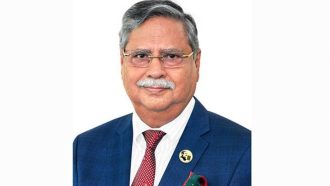 রাষ্ট্রপতির ছবি সরানোর নির্দেশনা নিয়ে মুখ খোলেনি মন্ত্রণালয়