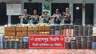সিলেটে কোটি টাকার চোরাই পণ্য জব্দ, পাওয়া গেল যা