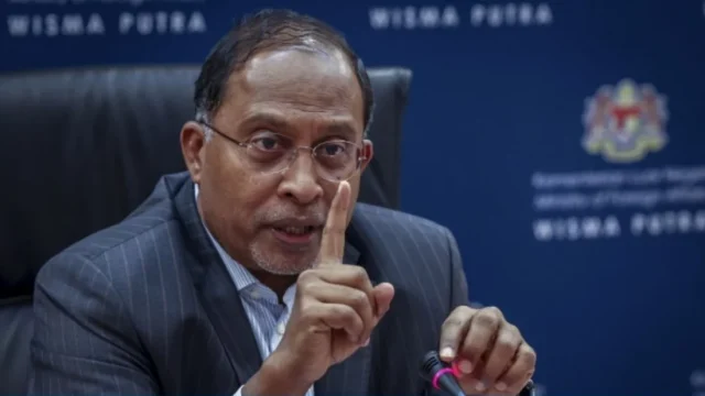 ‘মালয়েশিয়ায় ১০ হাজার বাংলাদেশি শিক্ষার্থীকে কাজের সুযোগ দেওয়ার খবর সম্পূর্ণ মিথ্যা’