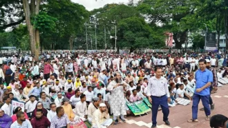 তিন দাবিতে প্রাথমিক শিক্ষকদের মহাসমাবেশ শুরু