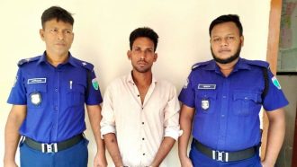 কুলাউড়ায় ৫ দিনের মাথায় চুরি যাওয়া প্রাইভেটকার উদ্ধার, যুবক গ্রেপ্তার