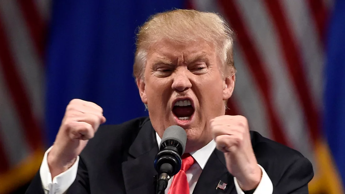 রাশিয়াকে কঠোর নিষেধাজ্ঞার হুঁশিয়ারি ট্রাম্পের