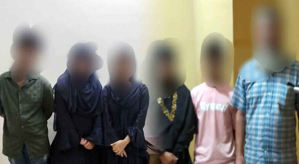 সিলেটে আবাসিক হোটেল থেকে যুবক-যুবতী আটক