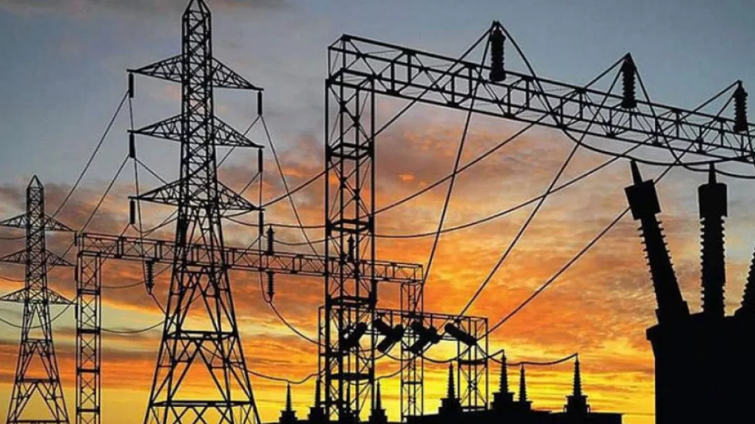 বিদ্যুৎ বিপর্যয়ে নাকাল সিলেটবাসী