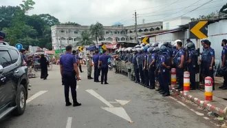 সংঘর্ষের পর থমথমে ভাঙ্গা, আজও অবরোধ কর্মসূচি